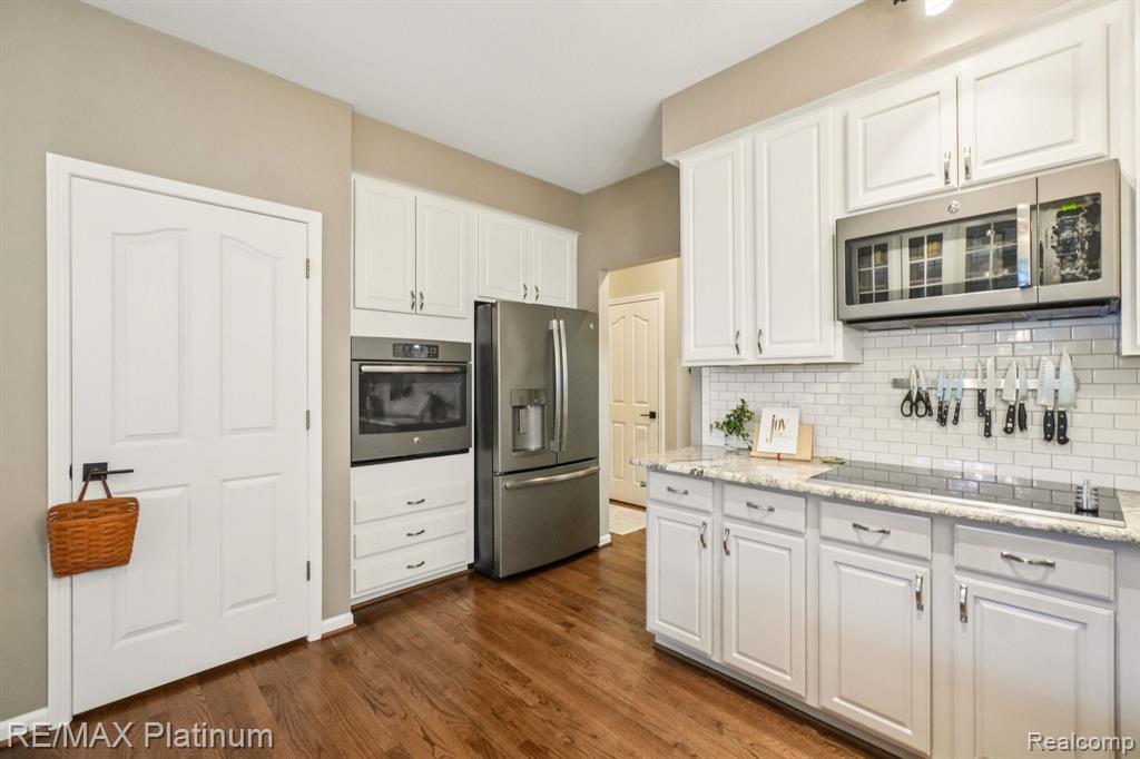 4663 Huntington Drive, Brighton, MI 48116 — Photo 14