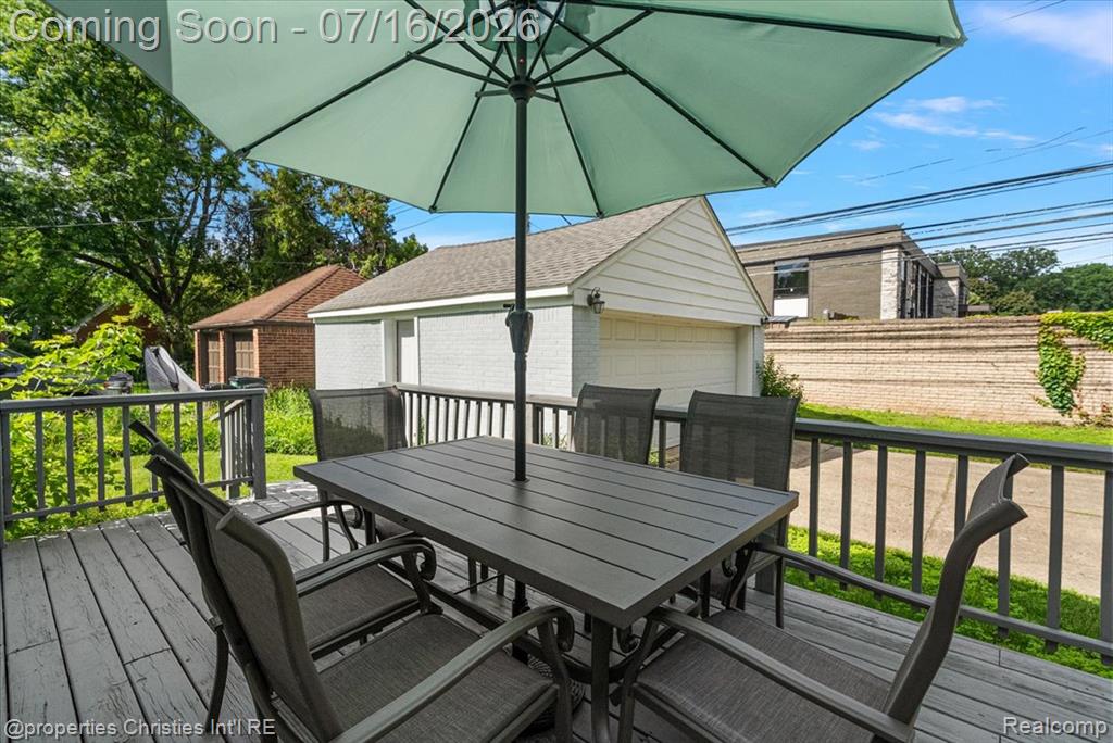 26642 York Road, Huntington Woods, MI — Photo 45