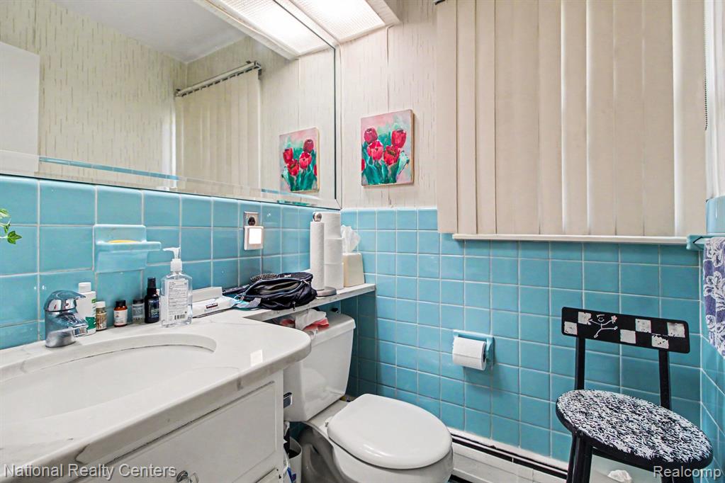 5535 Pembury Lane, West Bloomfield, MI — Photo 15