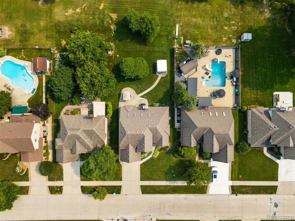 19550 Shorecrest Drive, Clinton Twp, MI 48038 — Photo 59