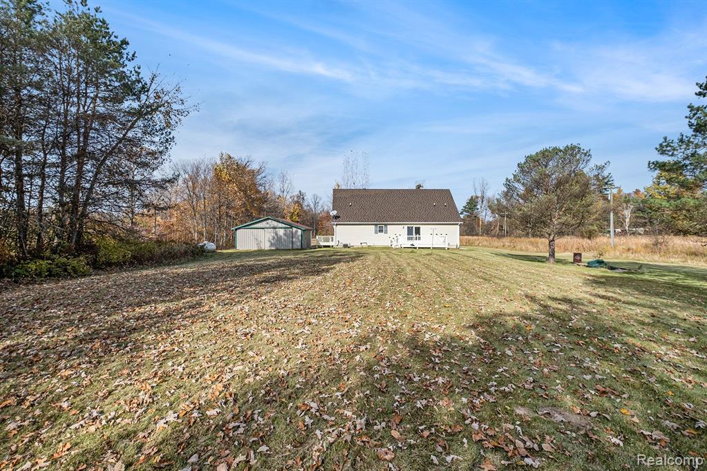 509 Miller Lake Rd, Columbiaville, MI 48421 — Photo 35