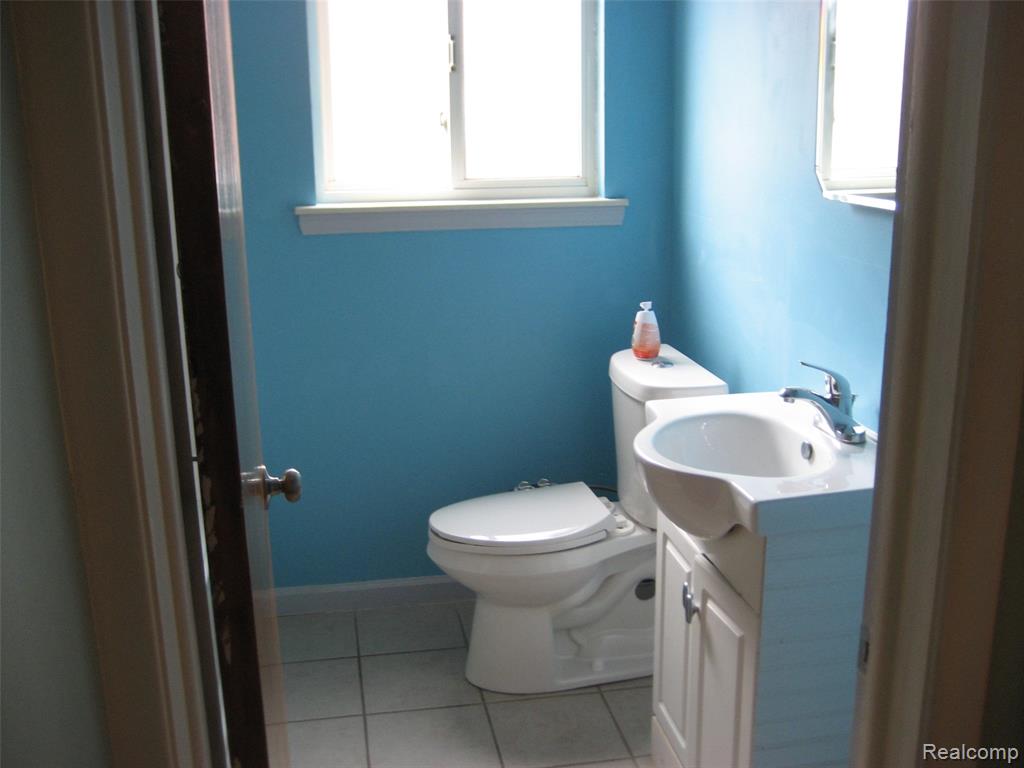 15142 Fordline Street W, Southgate, MI 48195 — Photo 9