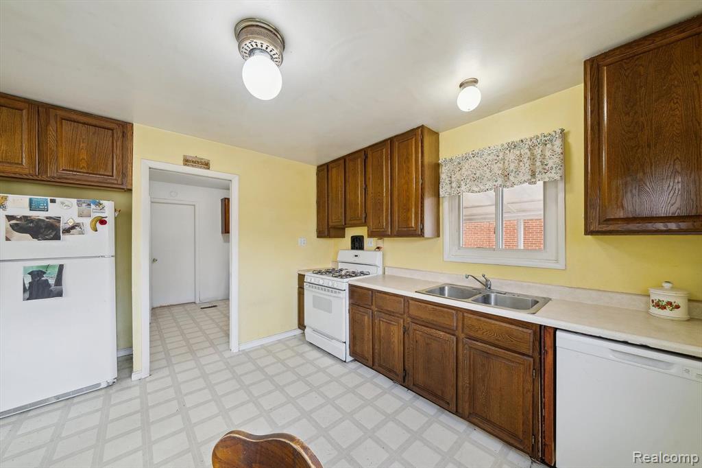 7471 AFFELDT Street, Westland, MI — Photo 15