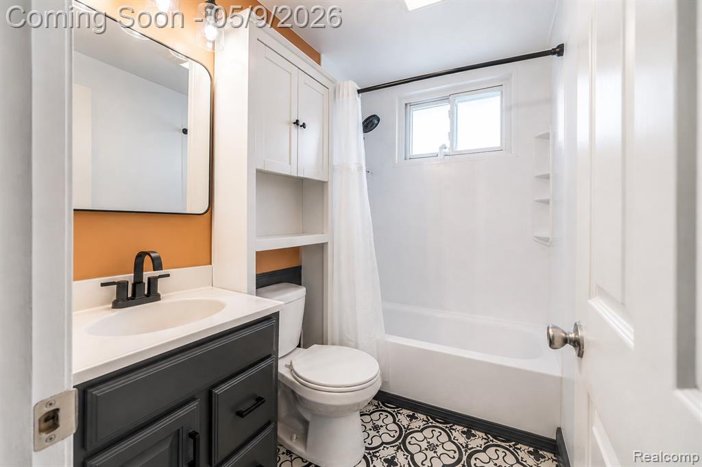 529 John Rolfe Drive, Monroe, MI 48162 — Photo 5