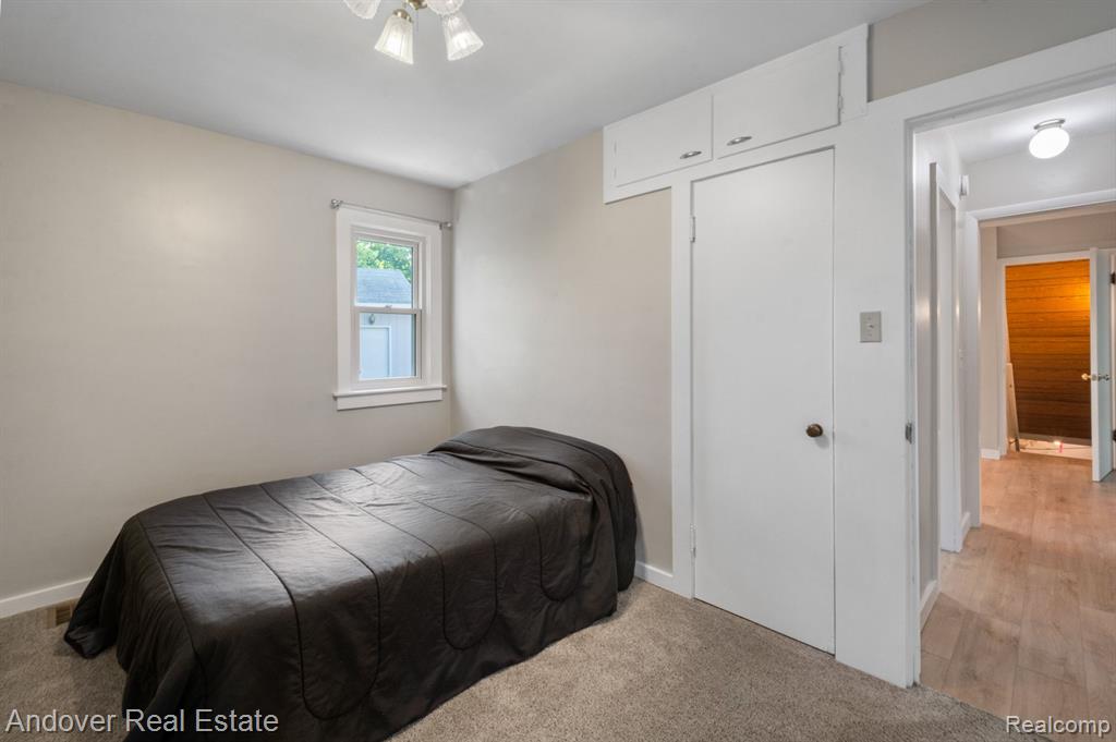 5254 LAKE HARBOR Road, Norton Shores, MI 49441 — Photo 17