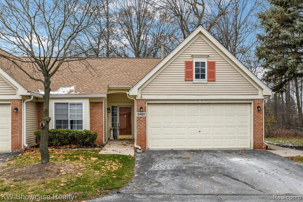 6481 PEMBROOK Drive, Westland, MI — Photo 2