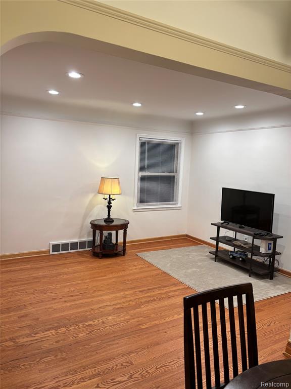 9990 Appleton, Redford, MI 48239 — Photo 5