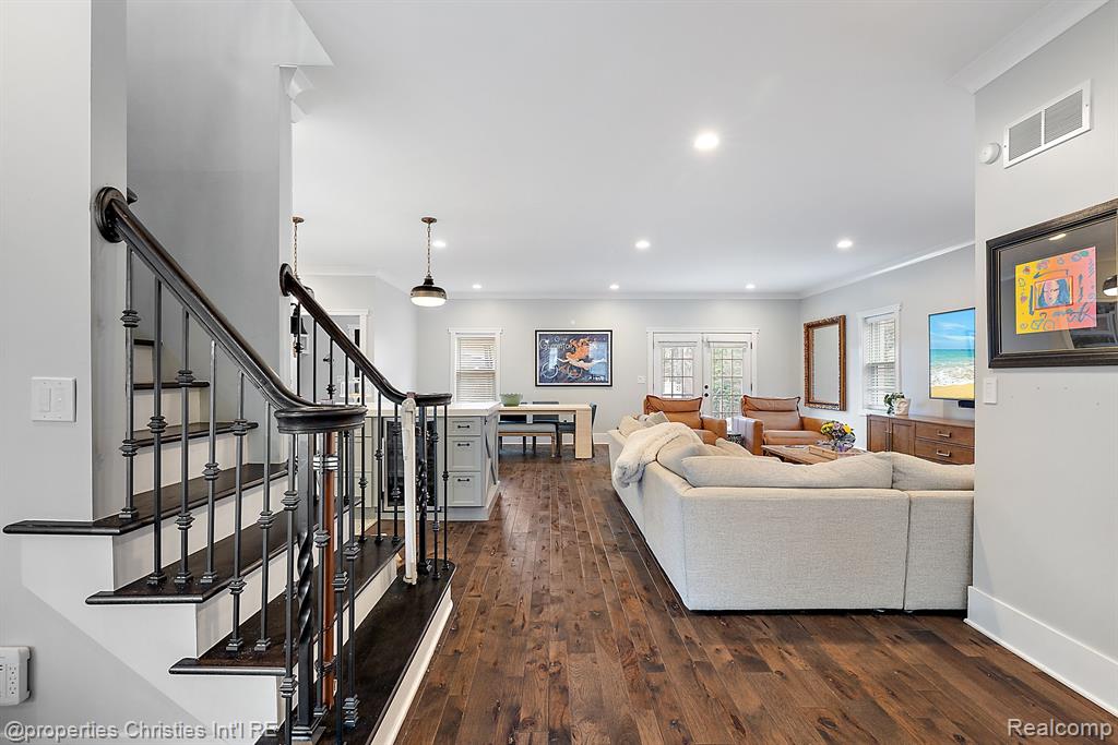 13103 KINGSTON Avenue, Huntington Woods, MI — Photo 12