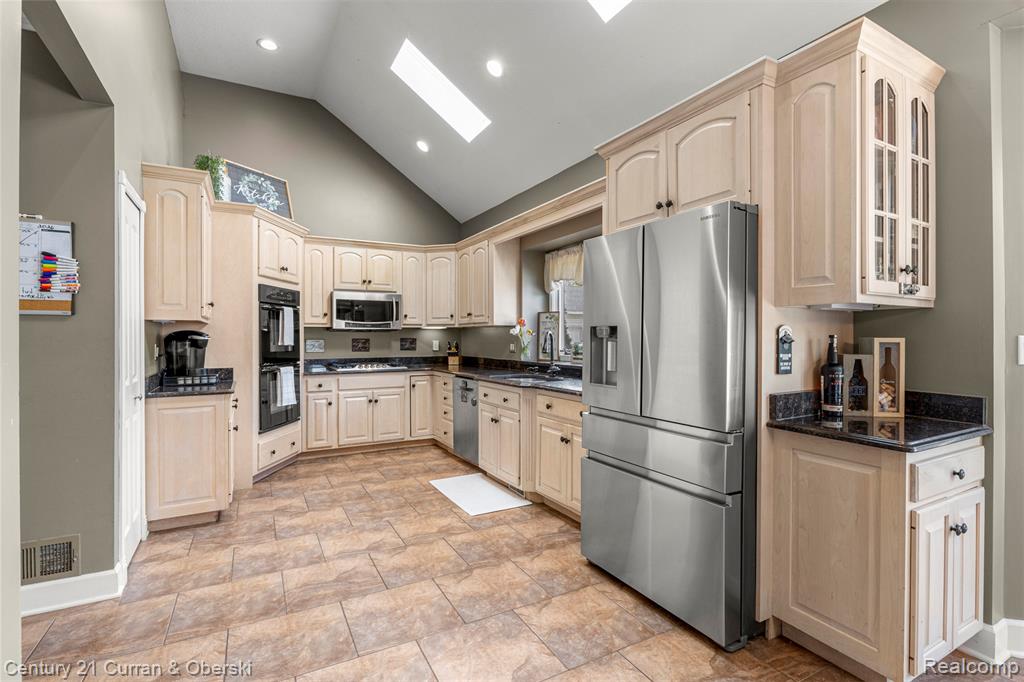 19000 Superior Street, Southgate, MI 48195 — Photo 10