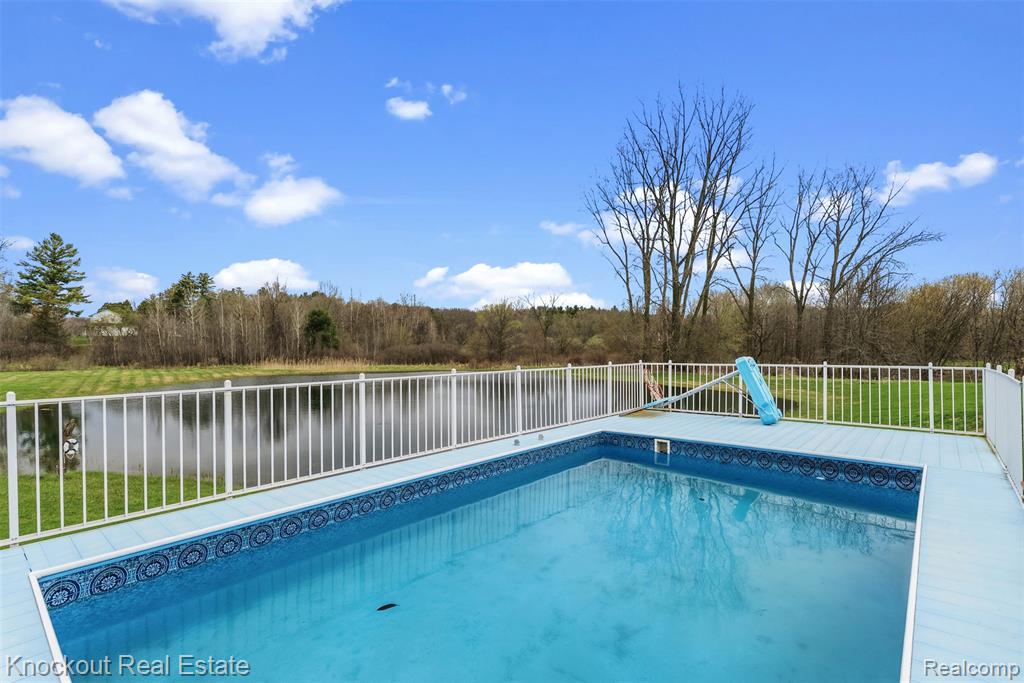 4800 Howell Road, Otter Lake, MI 48464 — Photo 50