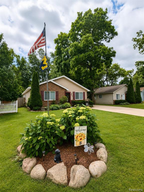 4097 Chenlot Lane, Waterford, MI 48328 — Photo 41
