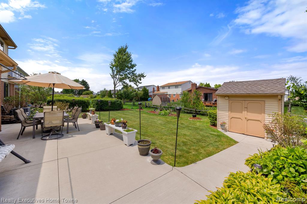4625 BOULDER Drive, Sterling Heights, MI 48310 — Photo 42