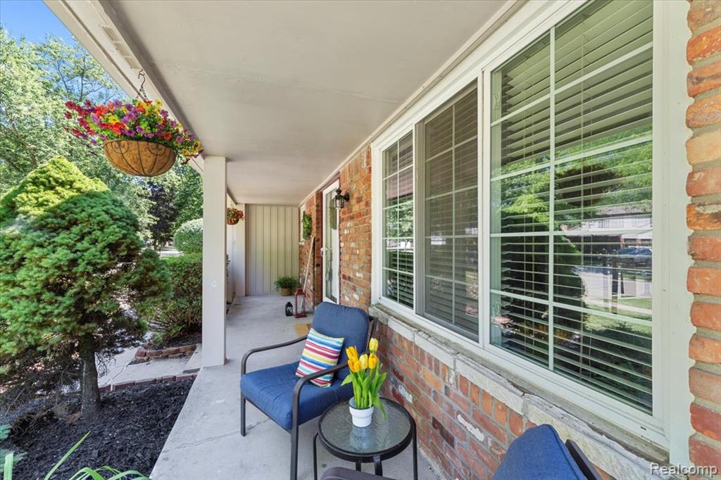 6261 New England Lane, Canton, MI 48187 — Photo 2