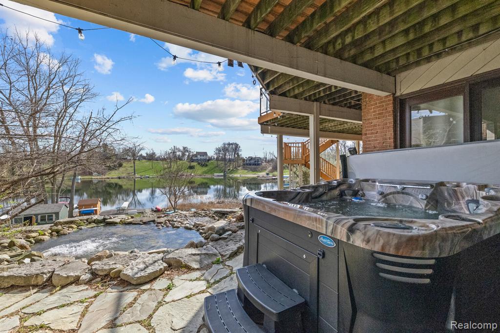 10785 Oxbow Lakeshore Drive, White Lake, MI — Photo 39
