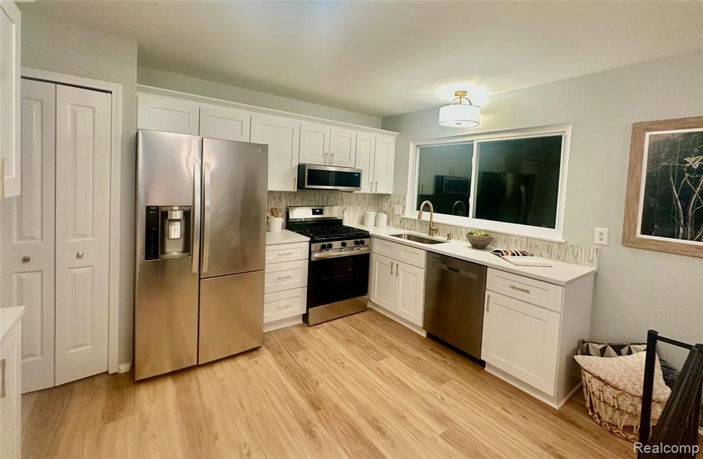 5783 Williamsburg Court, Waterford, MI 48327 — Photo 70