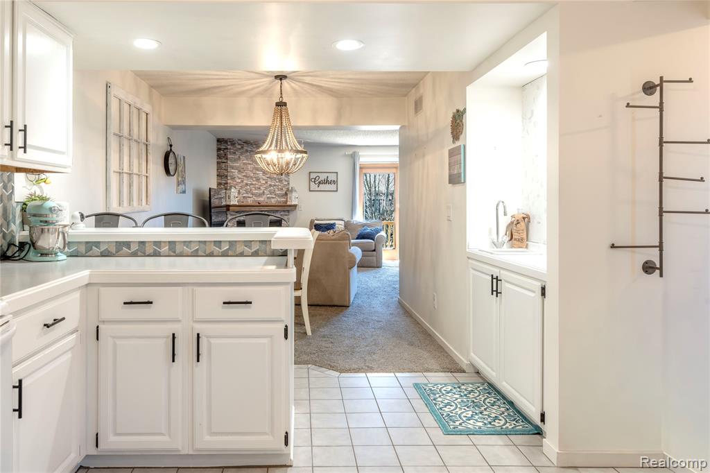 5736 Leeward Court, Clarkston, MI — Photo 6