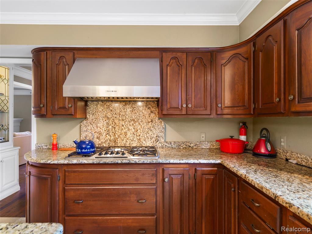 5724 Murfield Drive, Rochester, MI 48306 — Photo 50