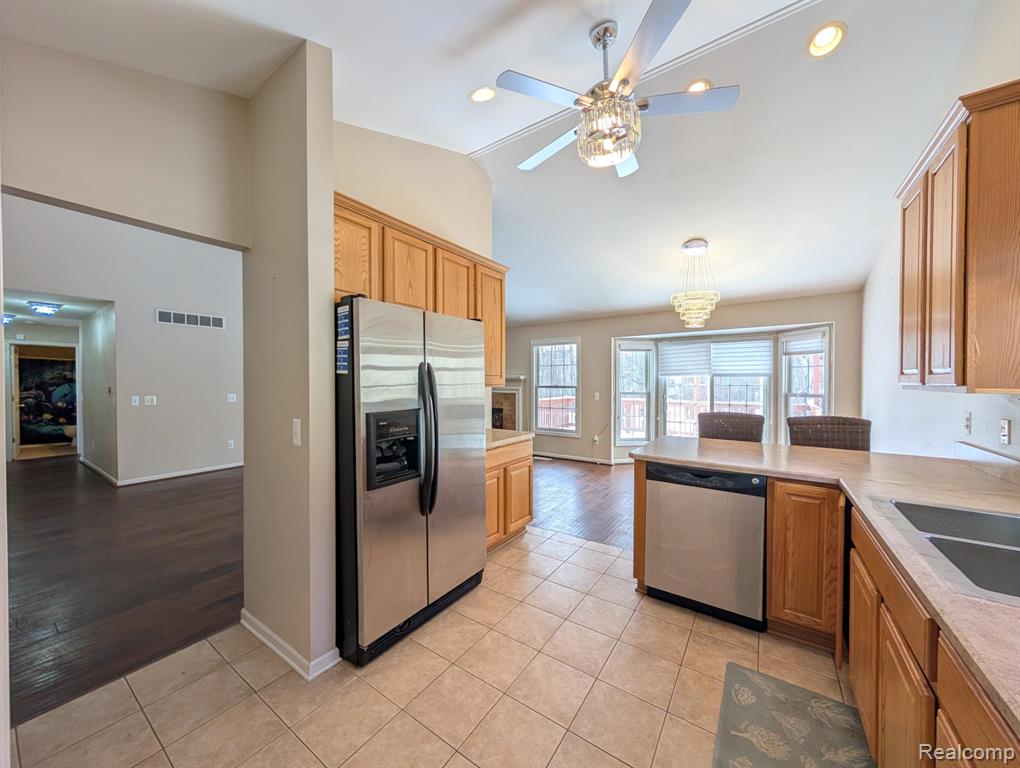 4090 Grand Oaks Trail, Burton, MI 48519 — Photo 9