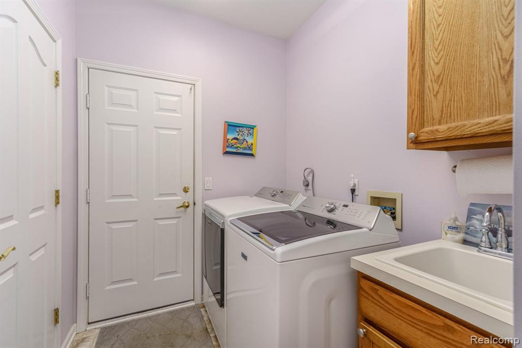 512 WYNGATE Drive, Rochester, MI 48307 — Photo 27