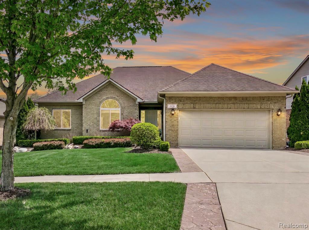 4438 Thornhill Drive, Auburn Hills, MI 48326 — front exterior