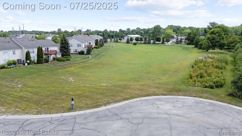 26708 Ashton Drive, Woodhaven, MI 48183 — Photo 41