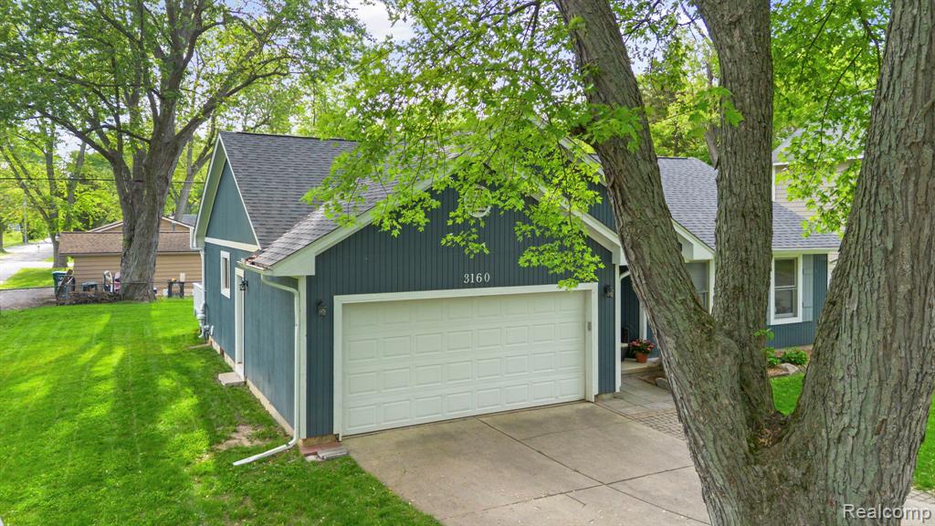3160 Mandrake Street, Commerce Twp, MI 48382 — Photo 4