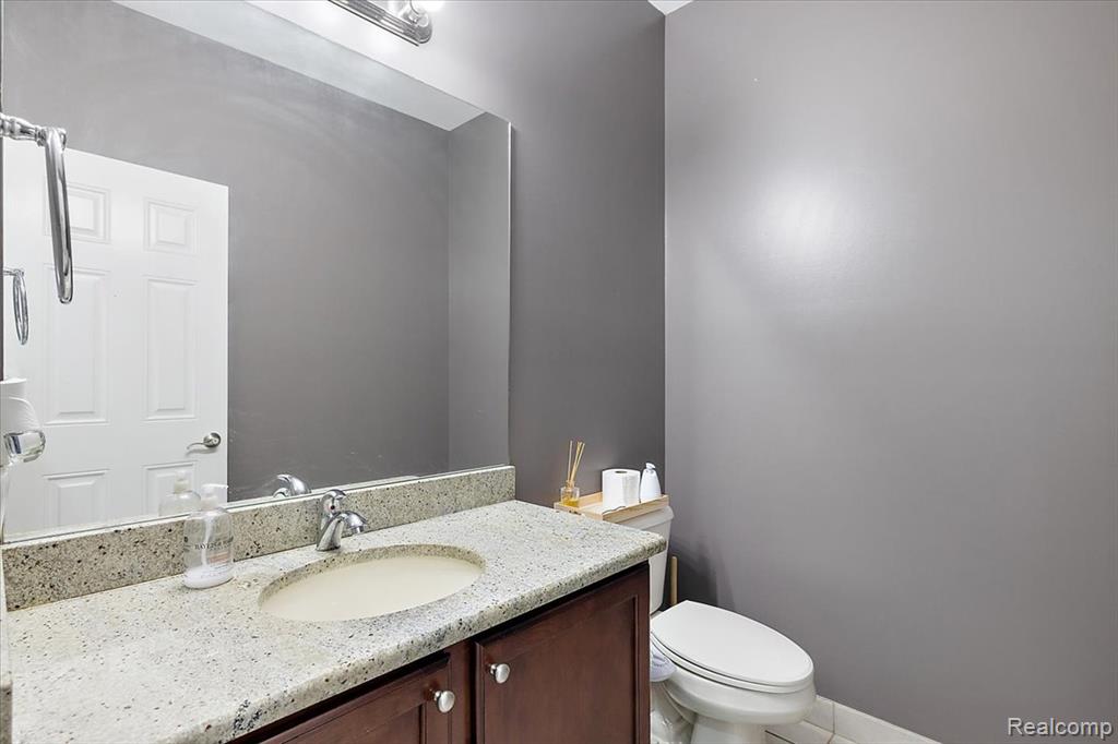 48 Starr Drive, Troy, MI 48083 — Photo 19