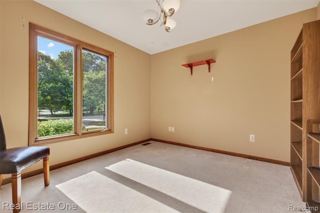 417 Eckford Circle, Troy, MI 48085 — Photo 3