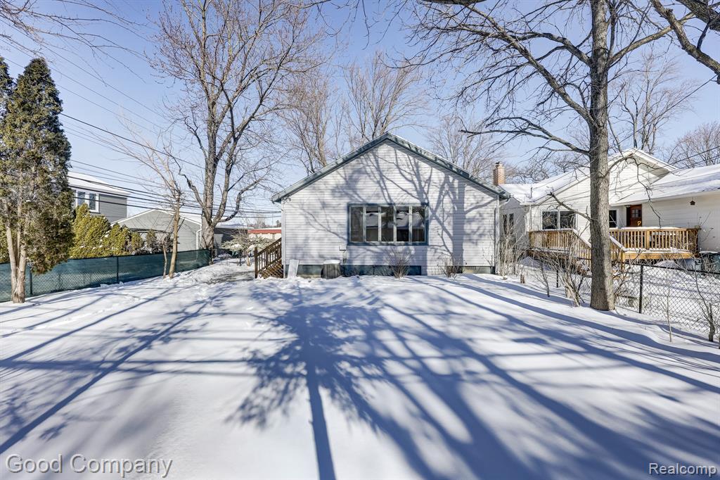 16309 Kirkshire Avenue, Beverly Hills, MI 48025 — Photo 41
