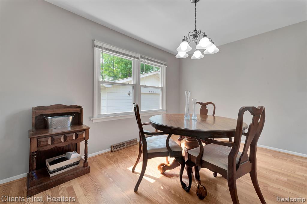 4630 DENTON Road, Canton, MI 48188 — Photo 17