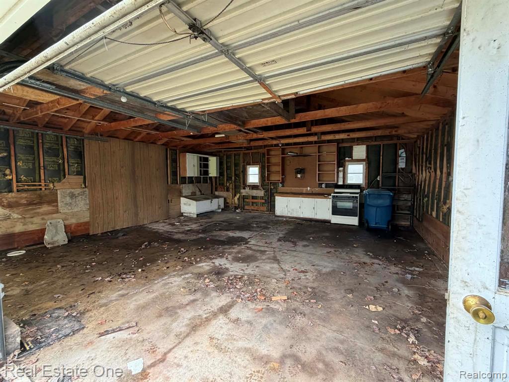 1653 E Pinconning Road, Pinconning, MI 48650 — Photo 11