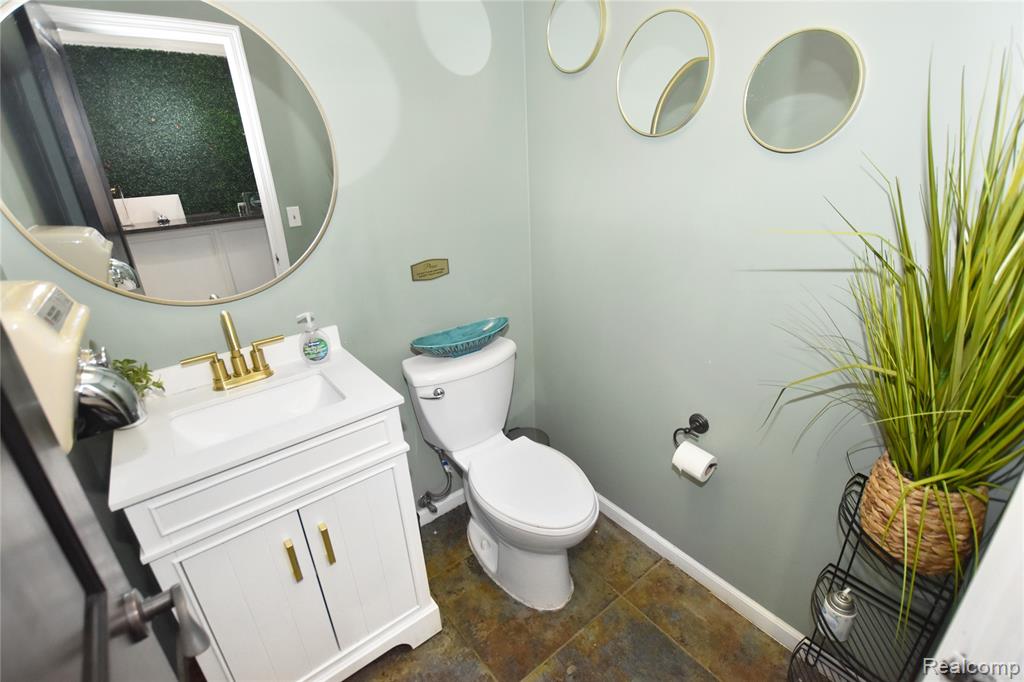 3438 Lennon Road, Flint, MI 48507 — Photo 17
