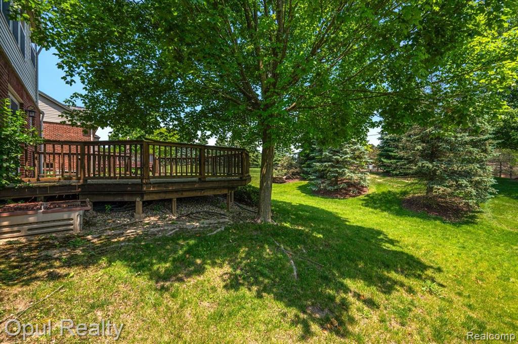 1978 Frances Way, Ypsilanti, MI 48198 — Photo 41