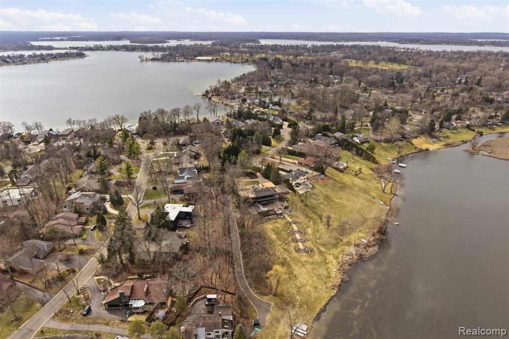 2954 Long Ridge Court, West Bloomfield, MI 48323 — Photo 4
