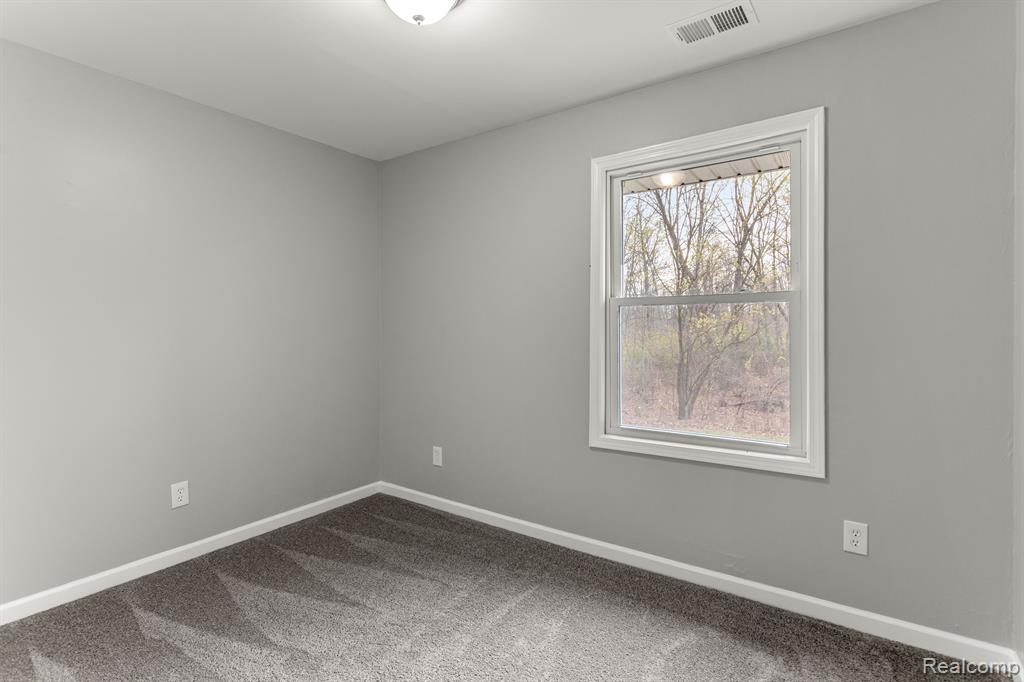 44601 ROBSON Road, Belleville, MI 48111 — Photo 23