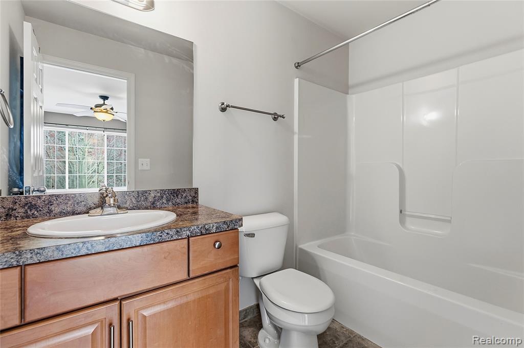 53106 Celtic Drive, Utica, MI 48315 — Photo 20