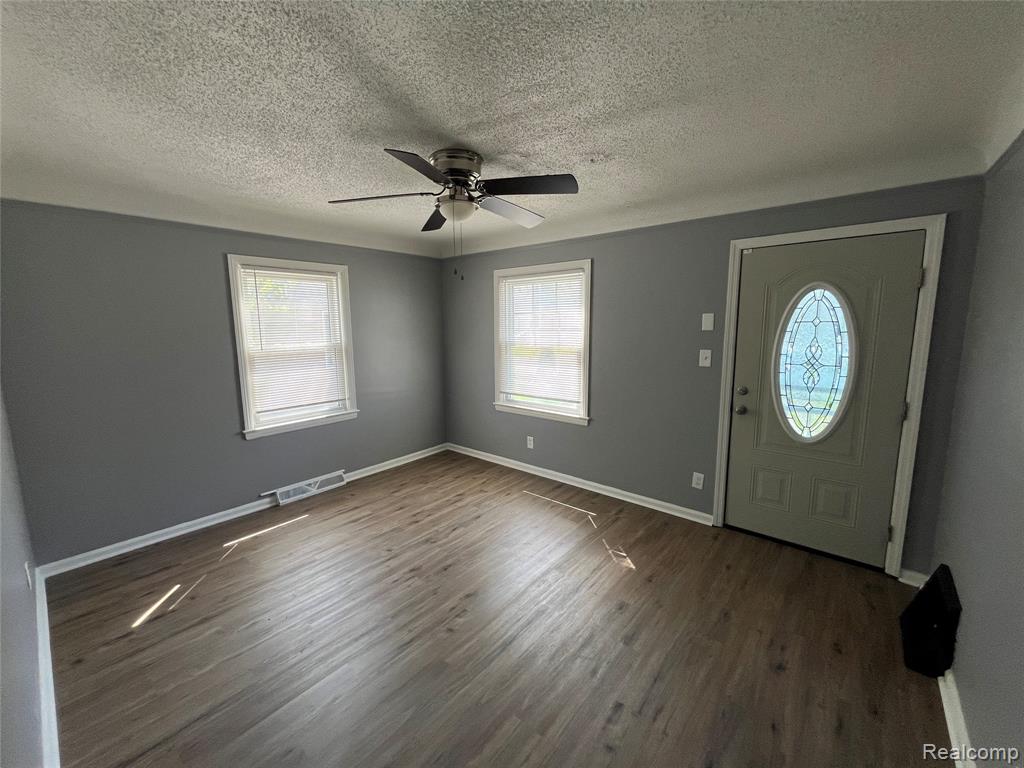 15645 Liberal Street, Detroit, MI 48205 — Photo 10