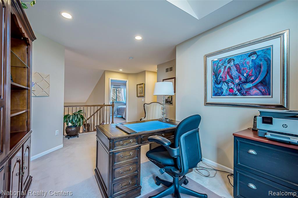 5451 Wentworth Drive, Commerce Twp, MI 48382 — Photo 28
