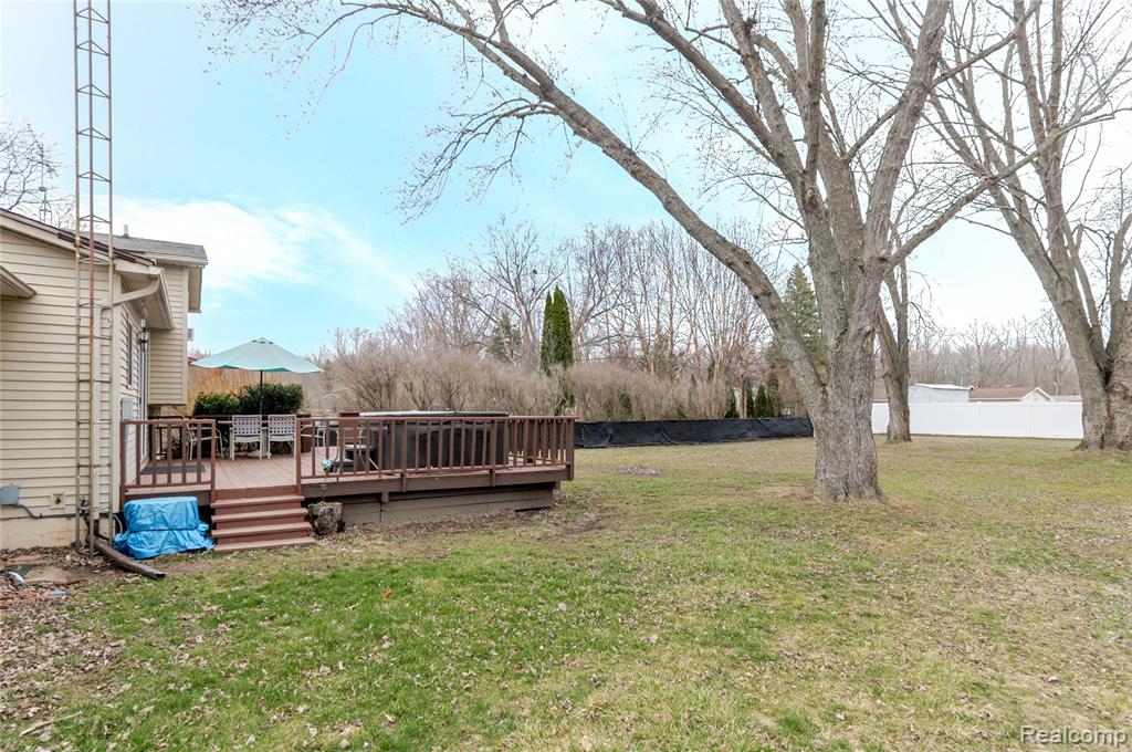 7357 Ponderosa Drive, Swartz Creek, MI 48473 — Photo 36