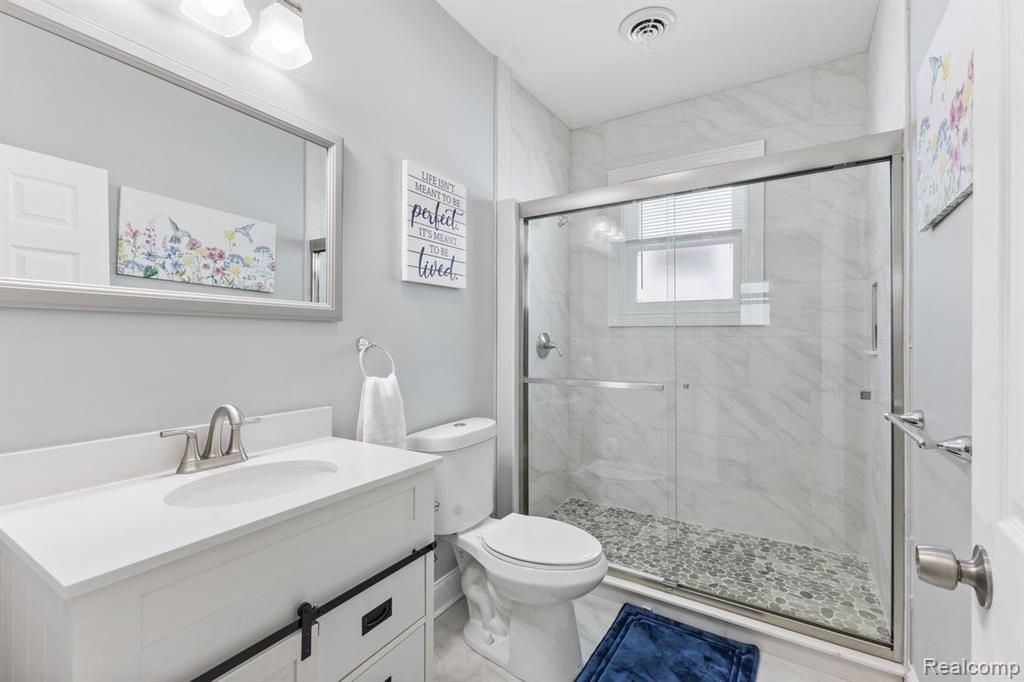 885 CLAIRMOUNT Street, Detroit, MI 48202 — Photo 3