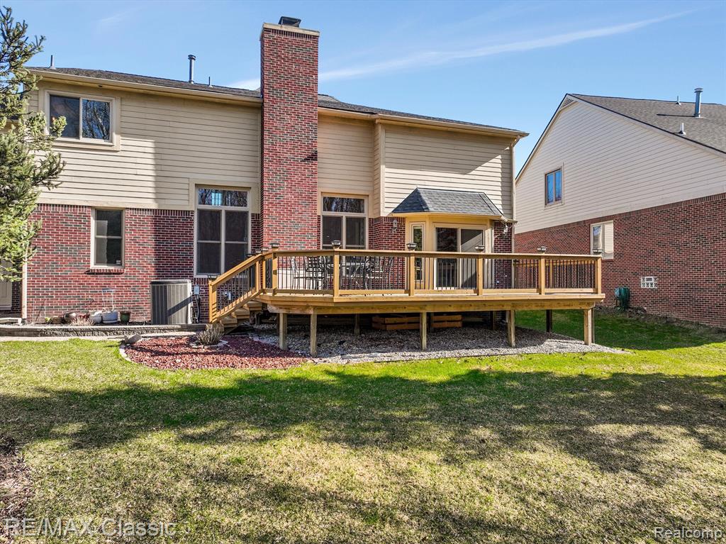 41547 BURROUGHS Avenue, Novi, MI 48377 — Photo 45