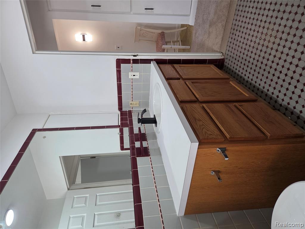 511 McKinley Avenue, Flint, MI 48507 — Photo 11