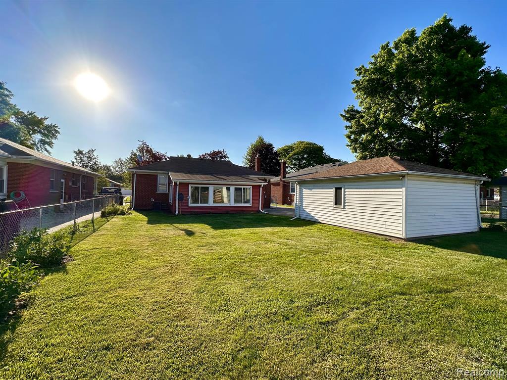 6790 WINONA Avenue, Allen Park, MI 48101 — Photo 4