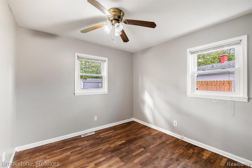 805 Hartner Drive, Holly, MI 48442 — Photo 8