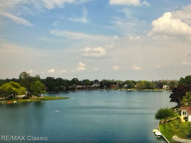 1587 Three Lakes Drive, Troy, MI 48085 — Photo 2