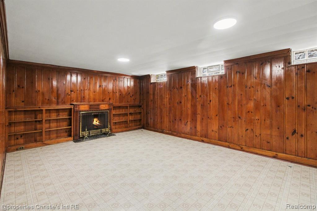 18944 Warrington Drive, Detroit, MI 48221 — Photo 22