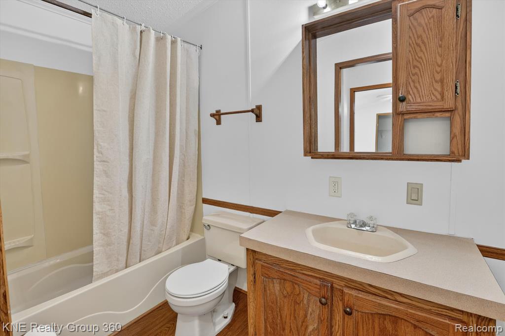 4884 Piersonville Road, Columbiaville, MI 48421 — Photo 34