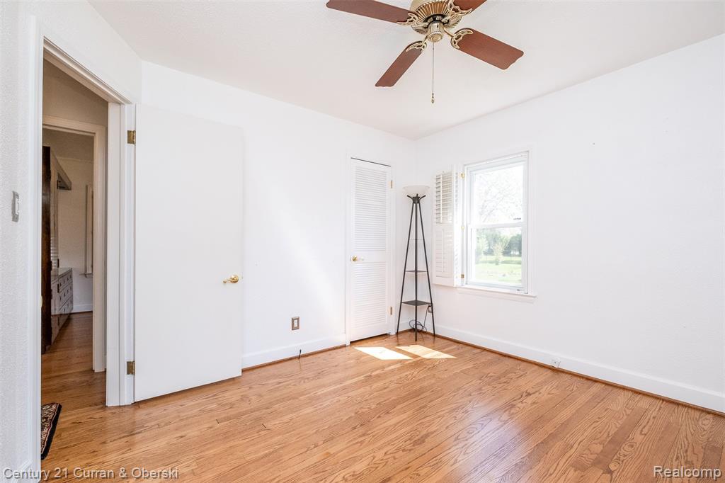 11700 Farley, Redford, MI 48239 — Photo 24
