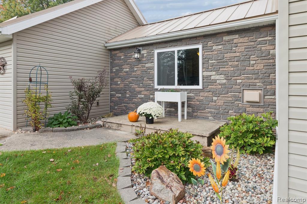 5266 S Pine Street, Beaverton, MI 48612 — Photo 7