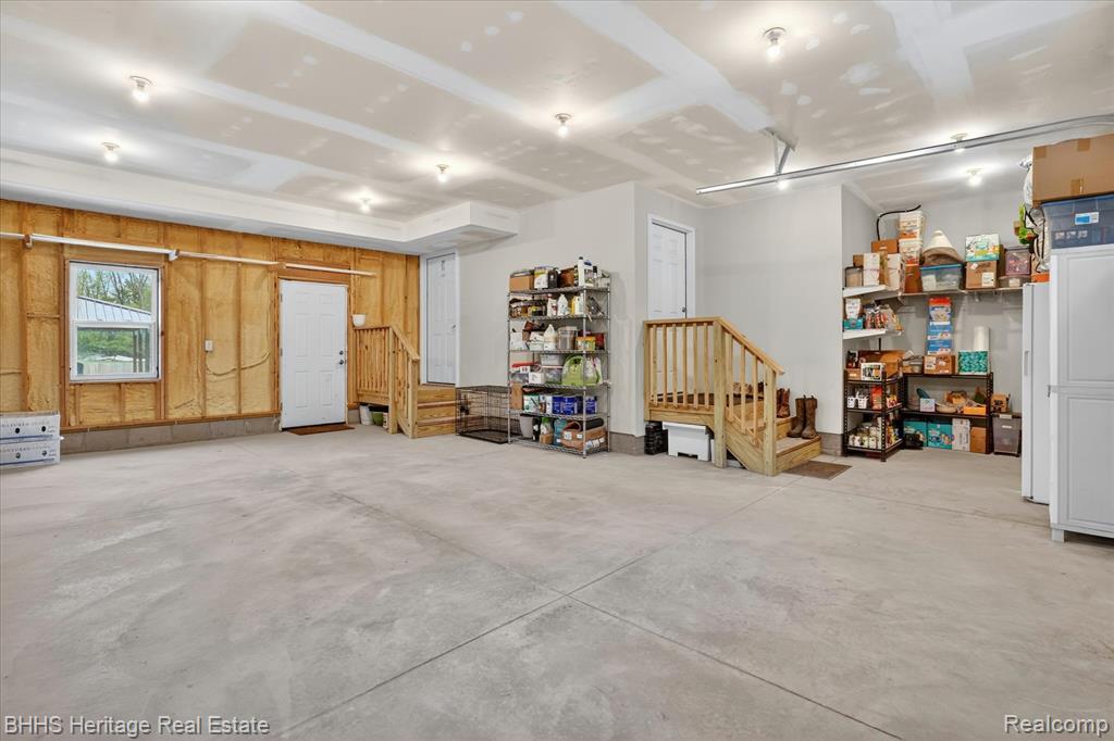 5835 Warner Road, Fowlerville, MI 48836 — Photo 33